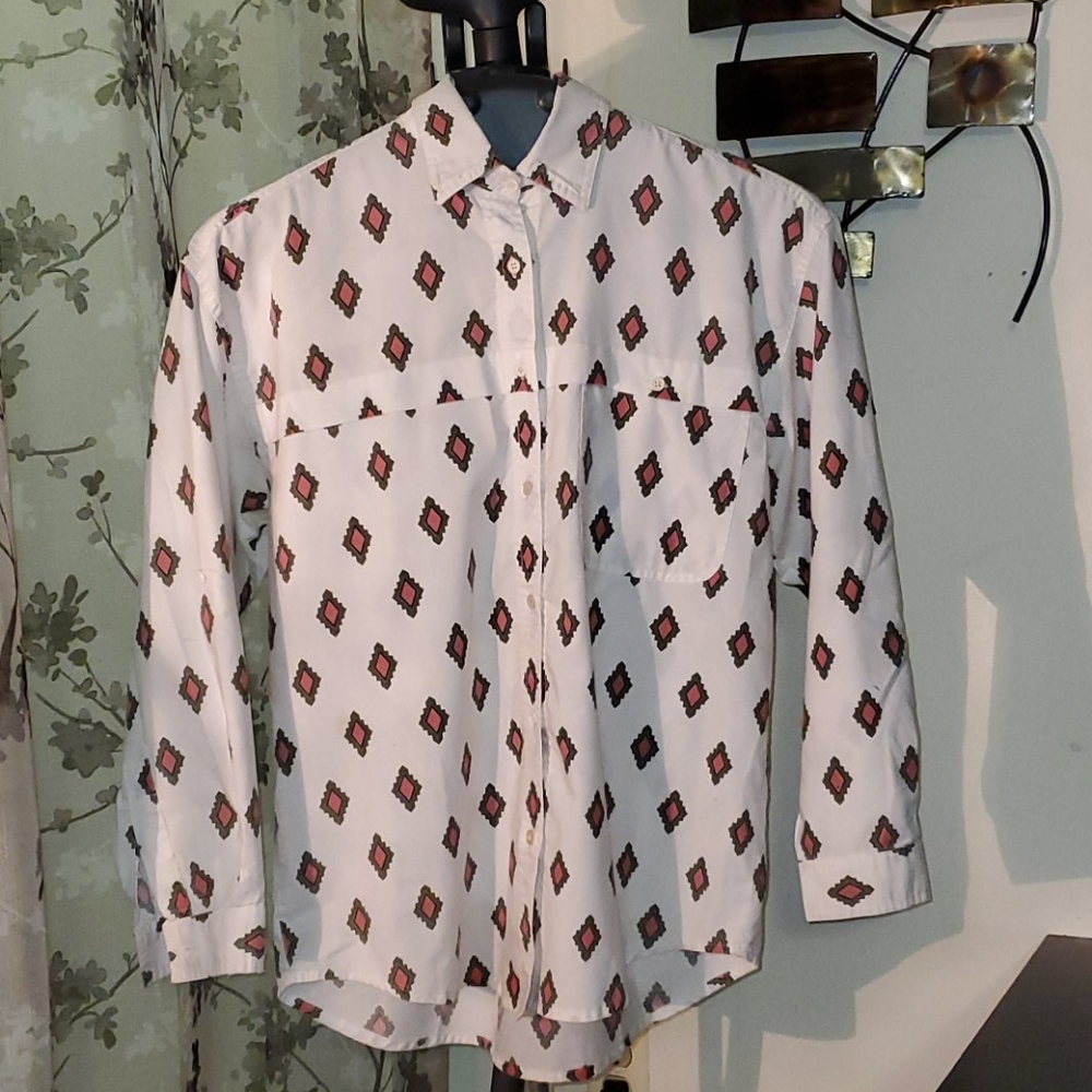 ROW ONE  Button Down